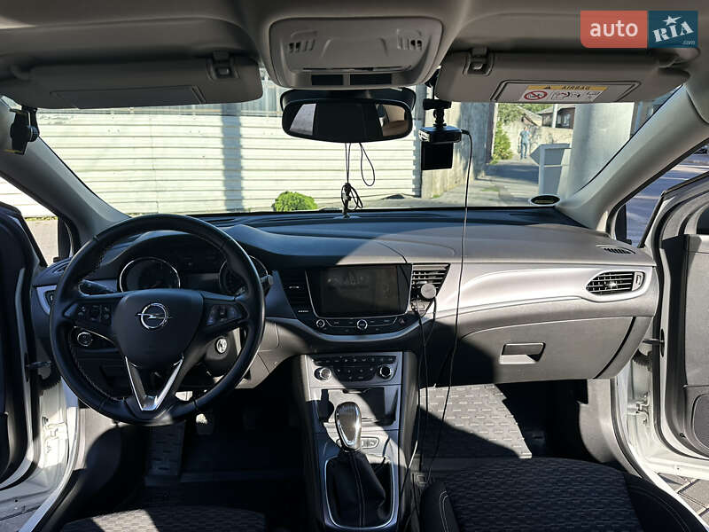 Універсал Opel Astra 2018 в Вінниці