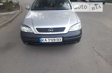 Седан Opel Astra 2005 в Лозовій