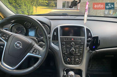 Універсал Opel Astra 2015 в 