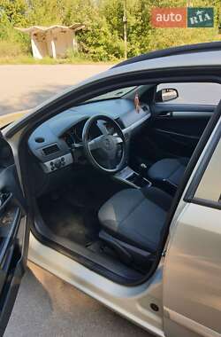 Универсал Opel Astra 2006 в Виннице