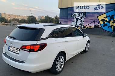 Універсал Opel Astra 2017 в Харкові