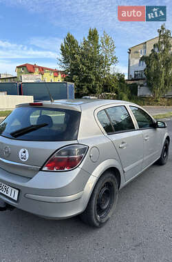 Хетчбек Opel Astra 2007 в Львові