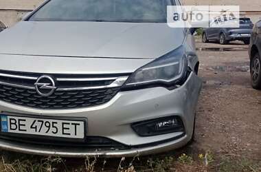 Універсал Opel Astra 2017 в Миколаєві