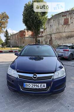 Універсал Opel Astra 2008 в Бережанах