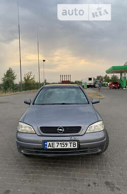 Седан Opel Astra 2007 в 