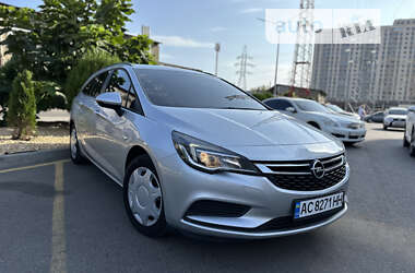 Універсал Opel Astra 2019 в Одесі