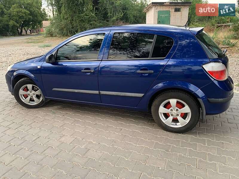 Хетчбек Opel Astra 2006 в Кривому Розі