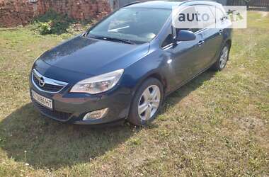 Универсал Opel Astra 2011 в Снятине