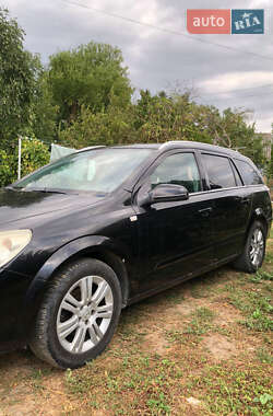 Универсал Opel Astra 2007 в Килии