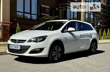 Универсал Opel Astra 2015 в Чернигове