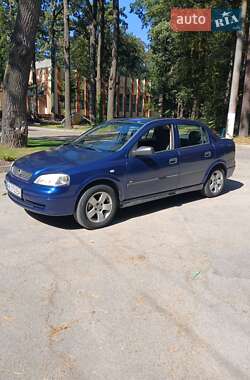 Седан Opel Astra 2006 в Виннице