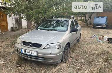 Седан Opel Astra 2005 в Одессе