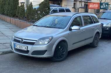 Универсал Opel Astra 2005 в 