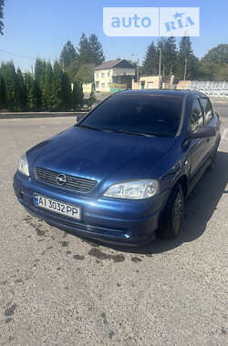 Седан Opel Astra 2004 в Белой Церкви