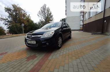 Универсал Opel Astra 2007 в Звягеле