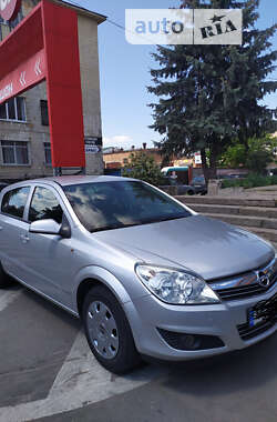 Хетчбек Opel Astra 2007 в Житомирі