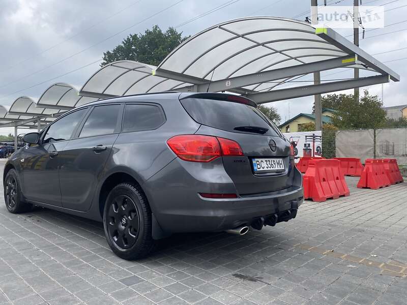 Универсал Opel Astra 2010 в Львове фото 5 Универсал Opel Astra 2010 в Львове