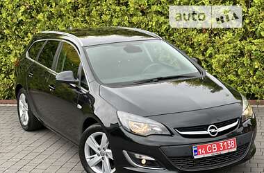 Универсал Opel Astra 2013 в Стрые