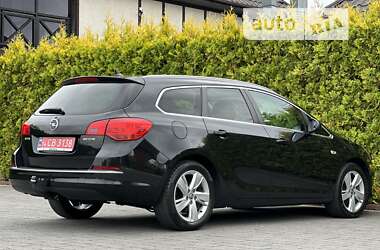 Універсал Opel Astra 2013 в Стрию