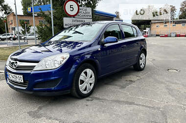 Хетчбек Opel Astra 2008 в Лубнах