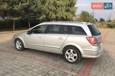 Універсал Opel Astra 2005 в Львові