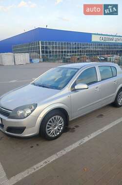 Хэтчбек Opel Astra 2006 в Сумах