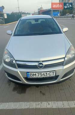 Хэтчбек Opel Astra 2006 в Сумах