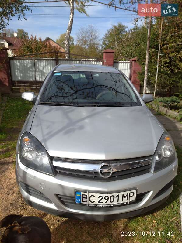 Универсал Opel Astra 2009 в Львове