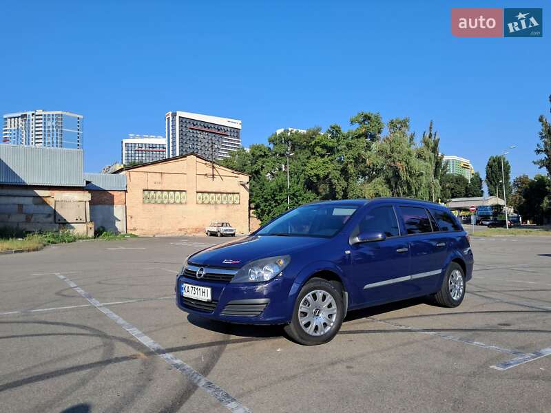 Универсал Opel Astra 2006 в Киеве