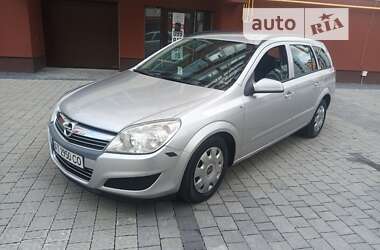 Універсал Opel Astra 2008 в Івано-Франківську