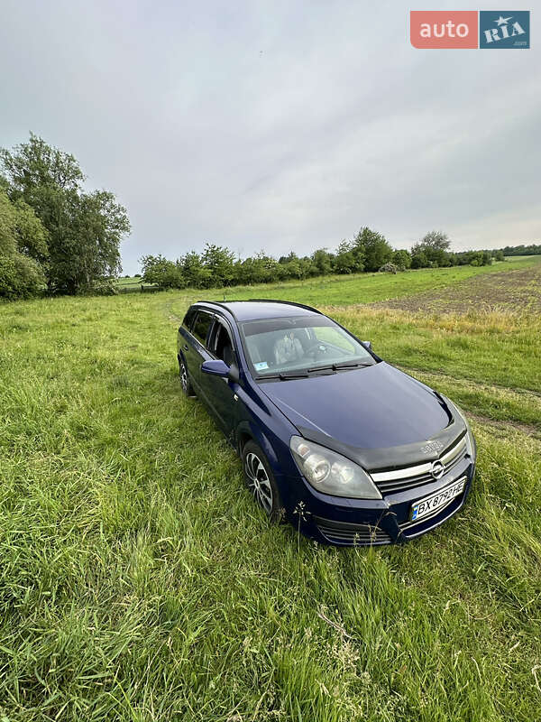 Универсал Opel Astra 2006 в 