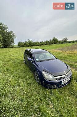 Универсал Opel Astra 2006 в 