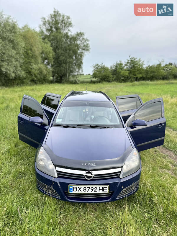 Универсал Opel Astra 2006 в Виннице