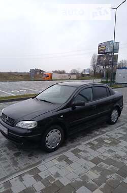 Седан Opel Astra 2007 в Львове