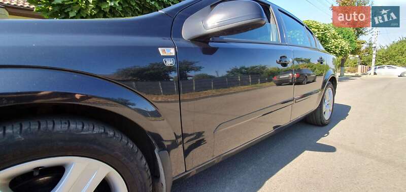 Седан Opel Astra 2010 в Харькове