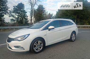 Універсал Opel Astra 2018 в Хмельницькому