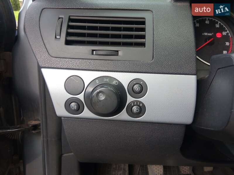 Универсал Opel Astra 2005 в Виннице