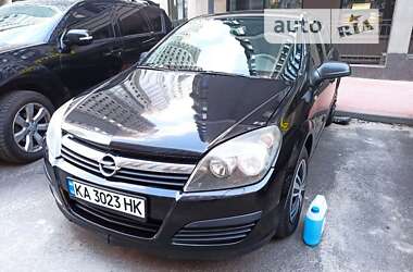 Хетчбек Opel Astra 2006 в Ірпені