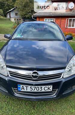 Універсал Opel Astra 2007 в Косові