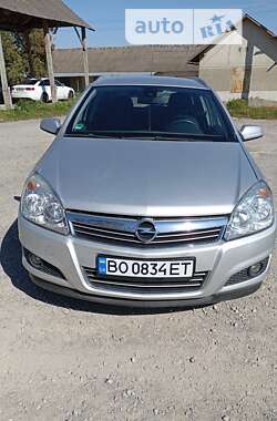 Універсал Opel Astra 2009 в Зборові