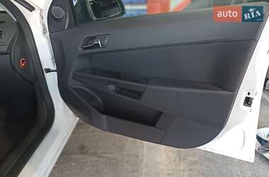 Универсал Opel Astra 2010 в 