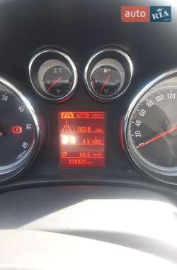 Универсал Opel Astra 2014 в 