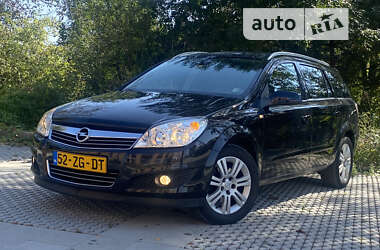 Універсал Opel Astra 2007 в Дрогобичі