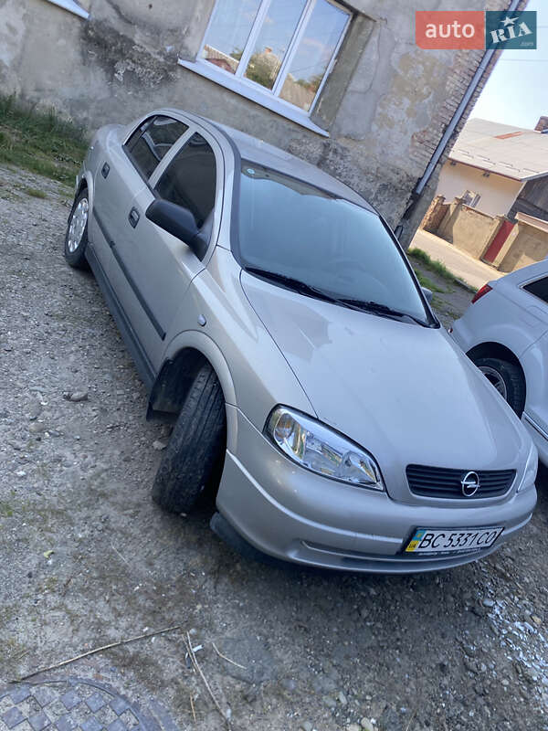 Opel Astra 2008