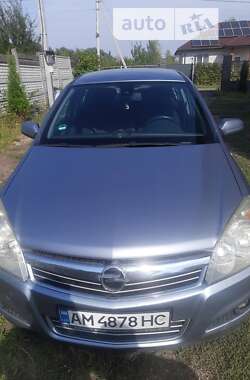 Хетчбек Opel Astra 2007 в Житомирі