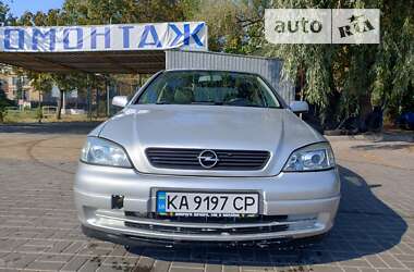 Хэтчбек Opel Astra 2000 в Киеве