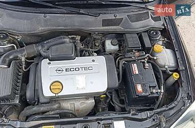 Седан Opel Astra 1999 в 