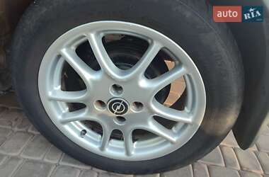 Хэтчбек Opel Astra 2006 в 