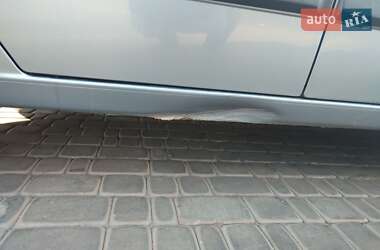 Хэтчбек Opel Astra 2006 в 