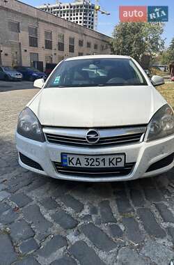 Opel Astra 2010